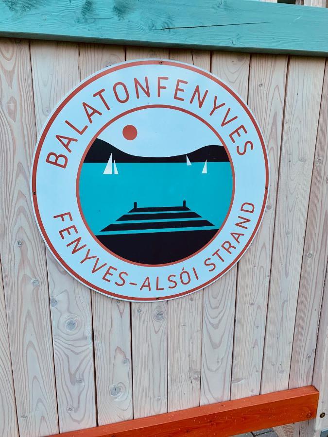 Laszlo Nyaralohaz Balatonfenyves Exterior photo